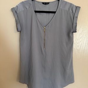 Silky zip front Express top